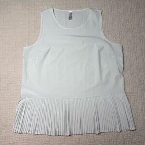 SPANX Yes, Pleats! Tank White Cloud Size Medium